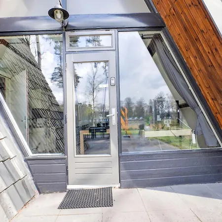 Holiday home In Near Forest, Cleaning Included Stramproy